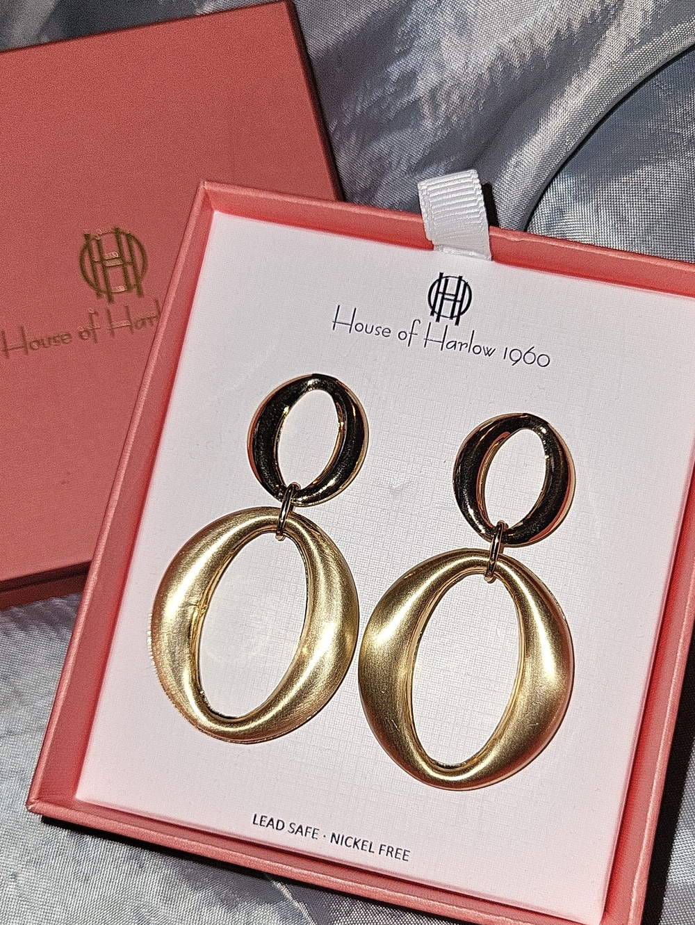 House of Harlow 1960 Brushed Gold Oval Drop Earrings Bnib Tr TL